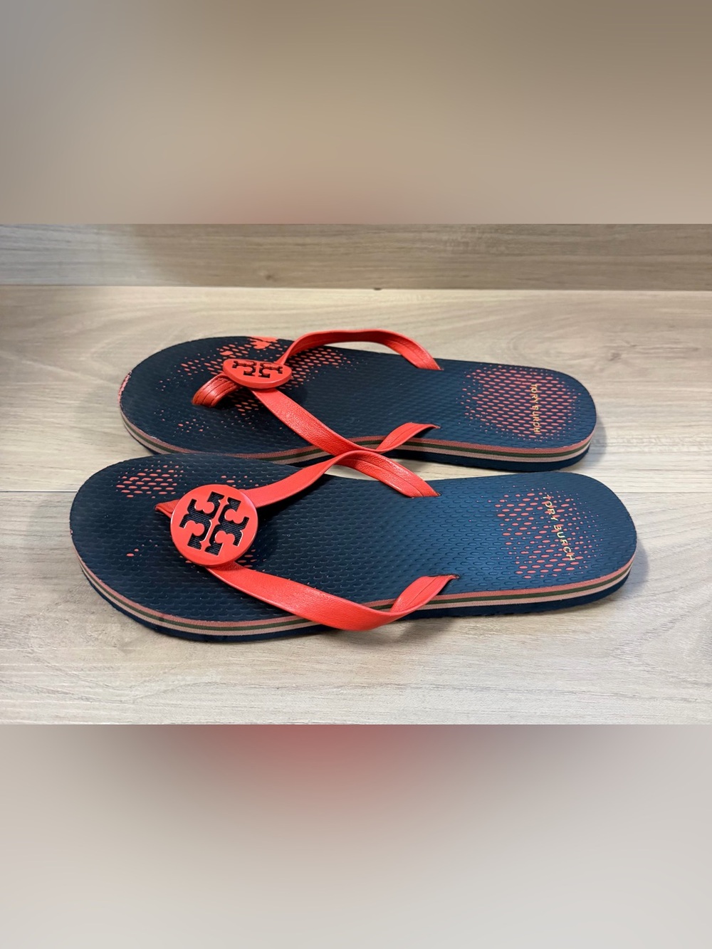 Tory Burch Minnie Flip Flops Red Navy Logo Thong Sandals Women’s Size 6.5